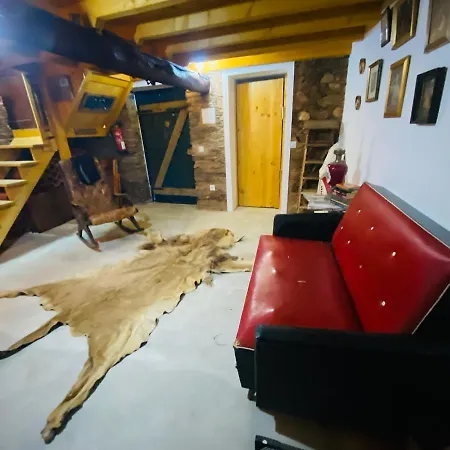 Casa Do Baloico * Janeiro de Baixo