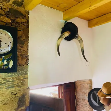 Casa Do Baloico * Janeiro de Baixo