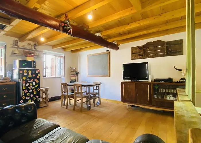 Casa Do Baloico Janeiro de Baixo